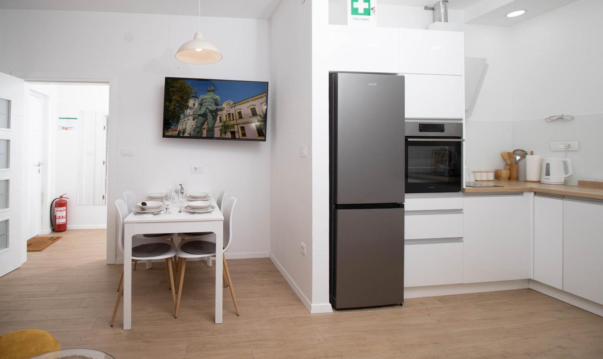 Apartman Maki Vinkovci Extérieur photo